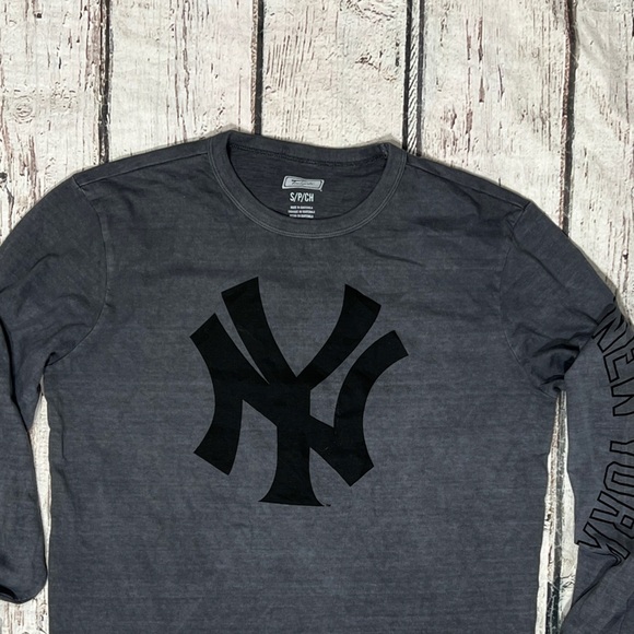 New York Yankees MLB Baseball Long Sleeve Sports Tshirt NY Yankees - Picture 5 of 6